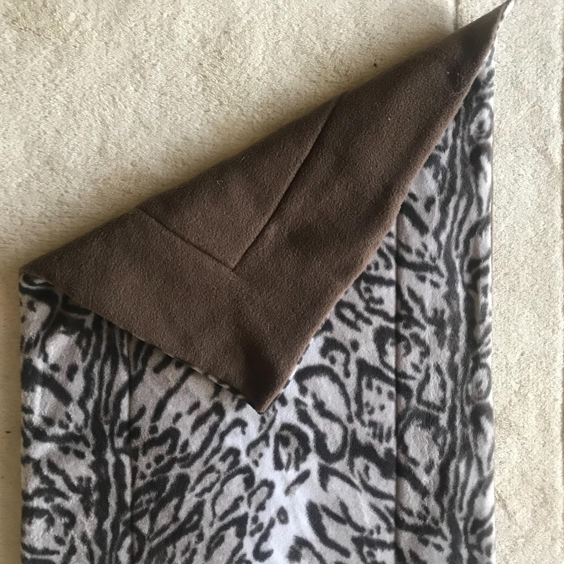 18x36 Oxbow Fleece Cage Liner - Animal Print Guinea Pig Bedding - Washable, Reusable Fleece Liner - Cage Liners Rabbit