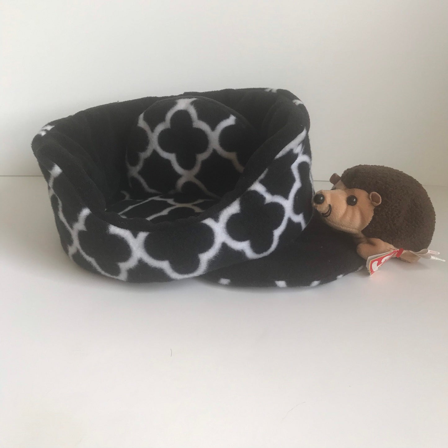 Cuddle Cup, Small Pet Bed, Guinea Pig Bed, Chihuahua Bed, Guinea Pig Accessories, Gift for Guinea Pig, Guinea Pig Fleece, Bed for Kittens