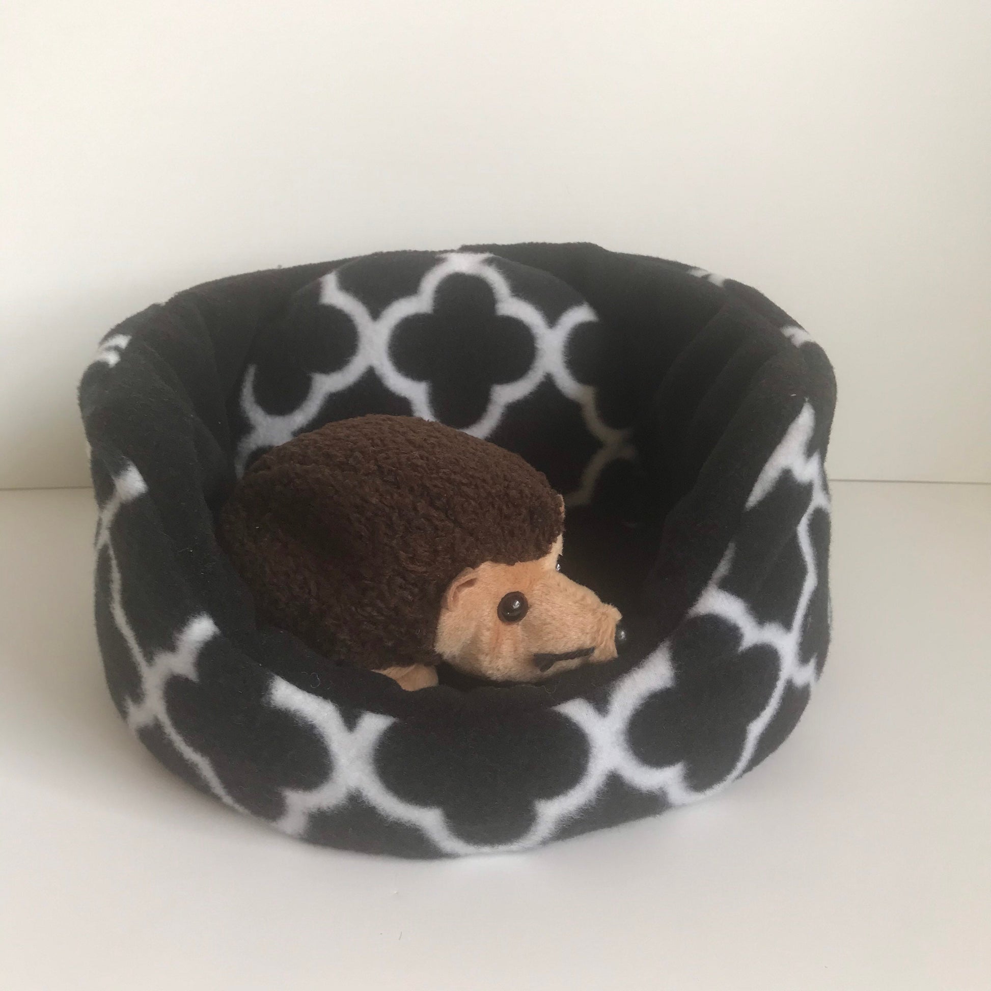 Cuddle Cup, Small Pet Bed, Guinea Pig Bed, Chihuahua Bed, Guinea Pig Accessories, Gift for Guinea Pig, Guinea Pig Fleece, Bed for Kittens