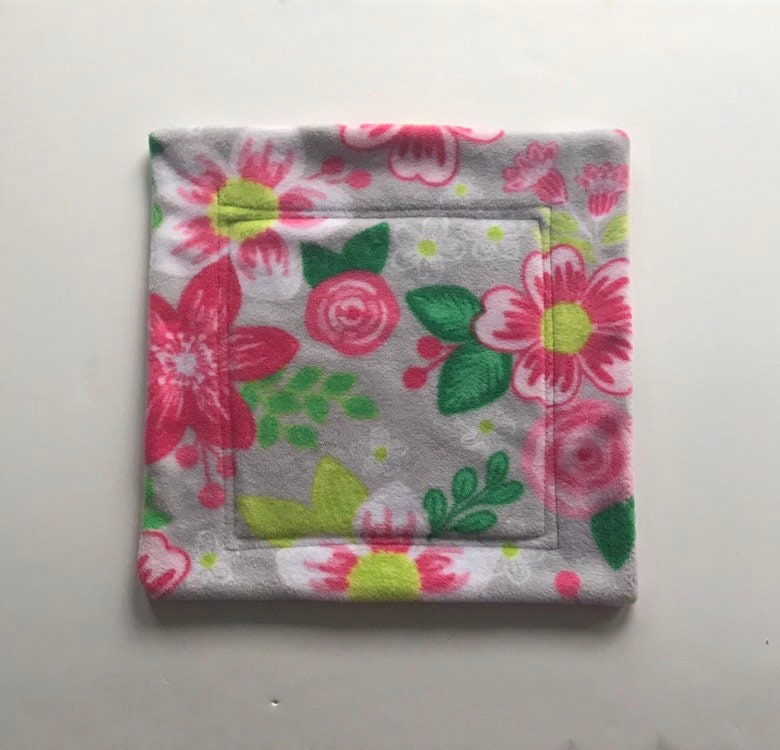 Washable Pee Pad, Cat Mat, Training Mat, Guinea Pig Fleece, Catnip Mat, Puppy Pad, Potty Pad, Chinchilla, Pet Bedding, Guinea Pig Accessorie